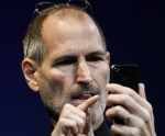 Steve Jobs habló sobre el problema del iPhone y dijo "No somos perfectos"