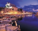 Tome su vuelo y reserve su hotel en Menorca
