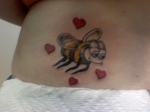 Tatuajes de abejas te personifican