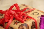 ¿Cómo ahorrar en los convivios navideños de tu empresa?